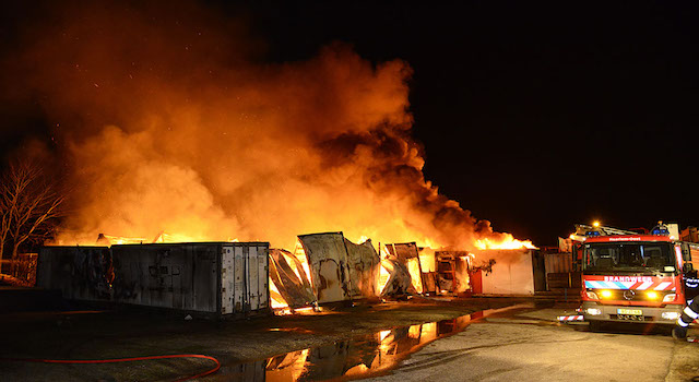 2016/25/20160118-20u04 GB 019 Grote brand Zeeweg.jpg